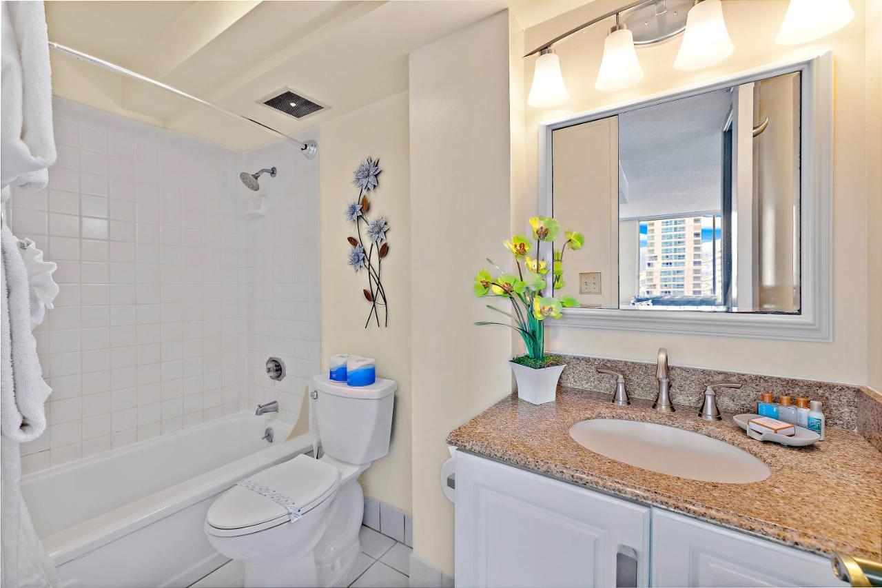Pacific Monarch - 1 Bedroom - Ocean And City Views! Honolulu Bagian luar foto